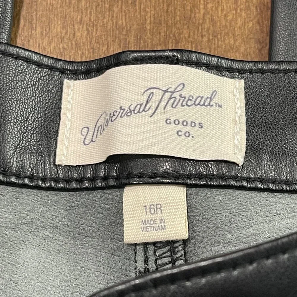Universal Thread Mid-Rise 80s Slim Jeans Faux Leather Back Women's Size 16 Black